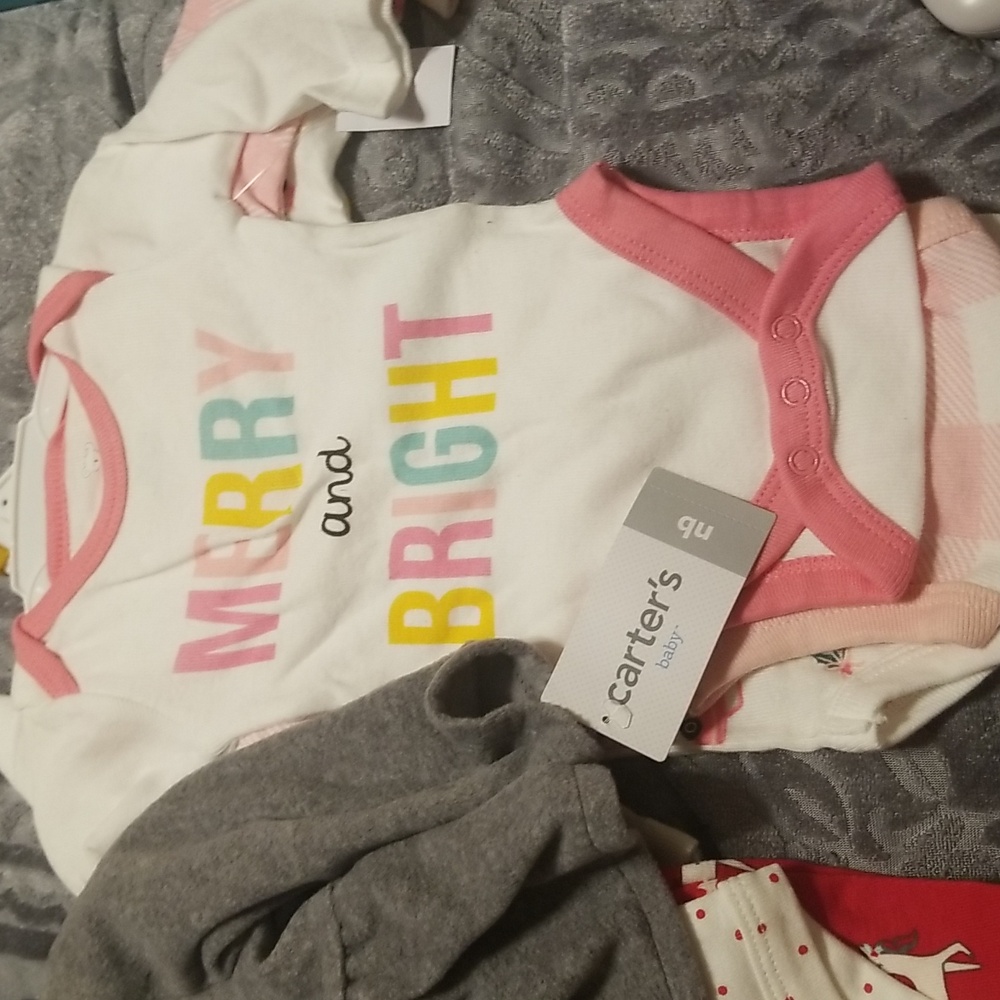 Baby clothes - Picture 2 of 3